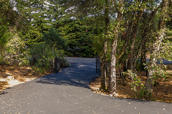 4583 McCready Court_75
