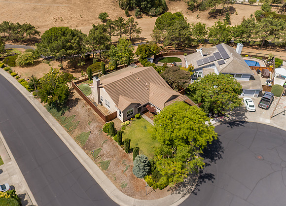 2601 Lawndale Court_23