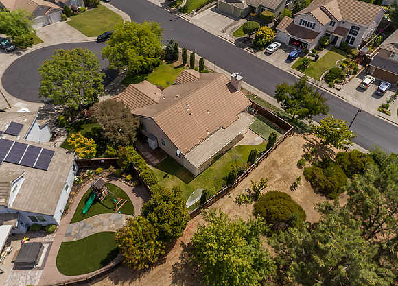 2601 Lawndale Court_19