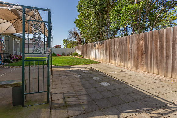 2037 San Luis Street_04