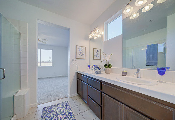 1235 Golden Angel Way_32