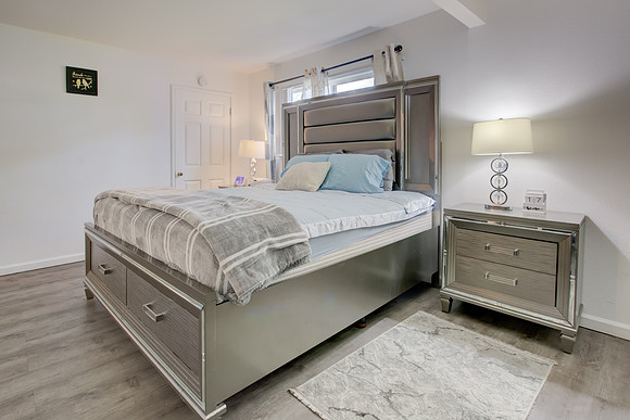 612 E Colorado St_,22