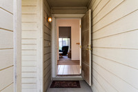 608 Charles Way_07