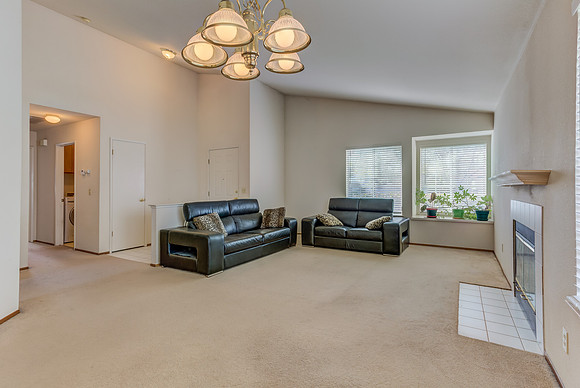 608 Charles Way_111