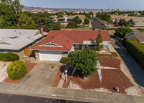 146 Carlsbad Cir_12