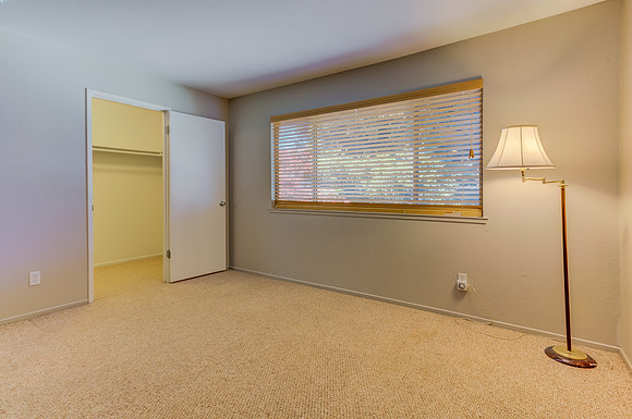 403 Tabor Av_25