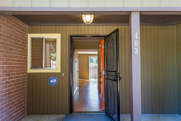 403 Tabor Av_04
