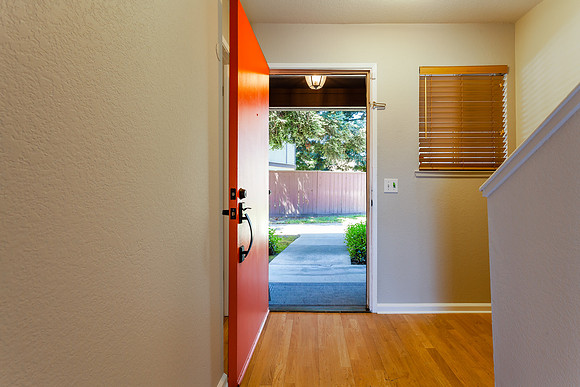 403 Tabor Av_05