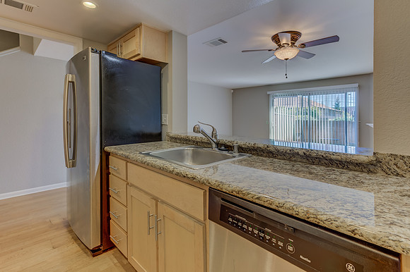 403 Tabor Av_13
