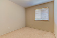 403 Tabor Av_17