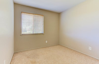 403 Tabor Av_19