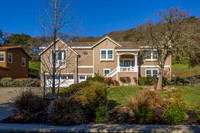 858 Bridle Ridge Drive, Eastridge