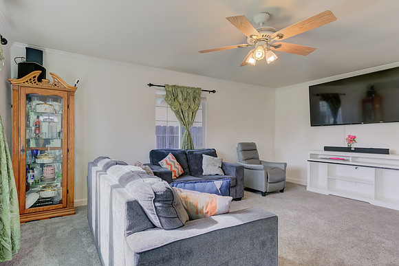 612 E Colorado St_,111