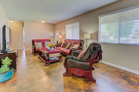 2118 Condor Way_09