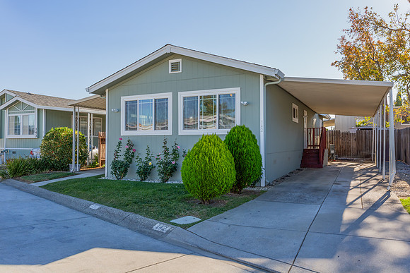 142 Segovia Drive_02