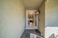 185 Dover Way_10