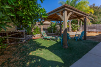 148 Ralph Ave-B_104