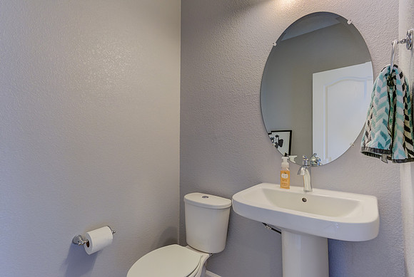 8012 Kenai Court_12
