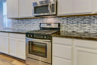 8012 Kenai Court_18