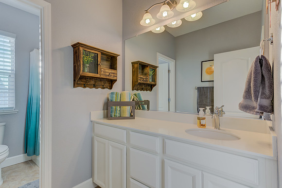8012 Kenai Court_31