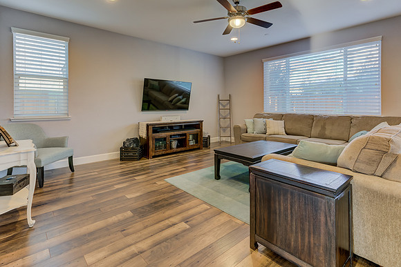 8012 Kenai Court_123