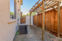 208 Verona Way_05