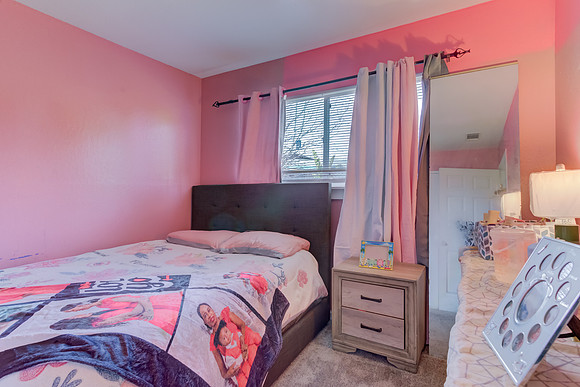 612 E Colorado St_,19