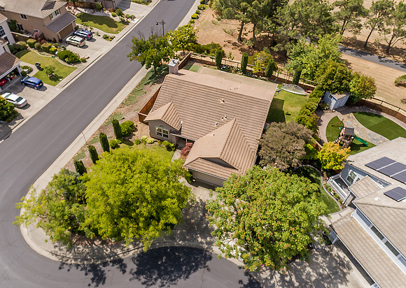 2601 Lawndale Court_17