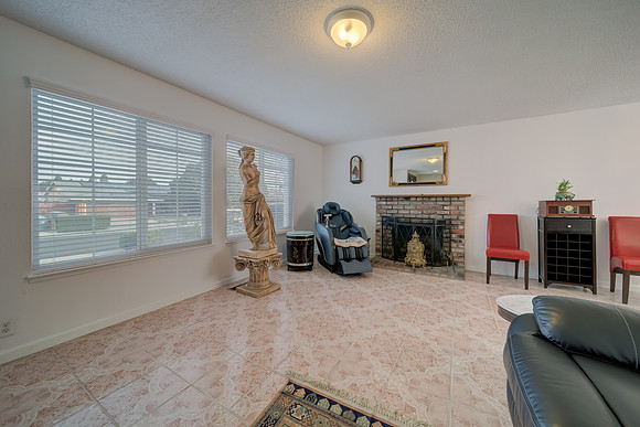 160 Bristol Dr_18