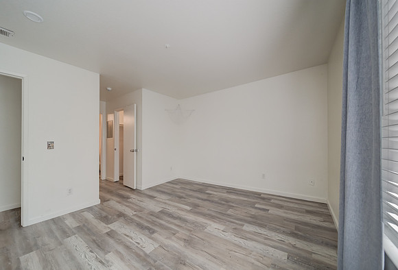 1801-#808 Marshall Road_23