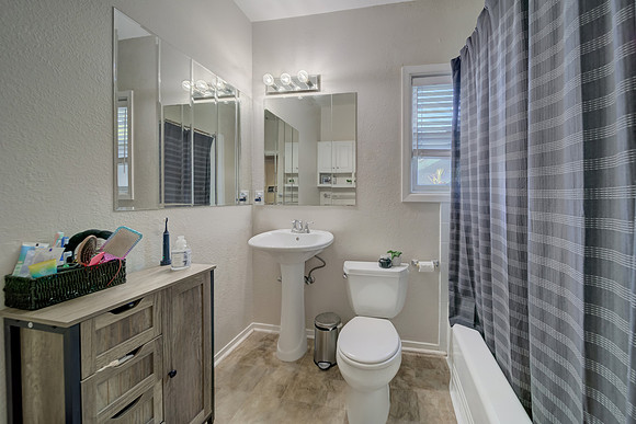1708-1710 Santa Ynez Way_45
