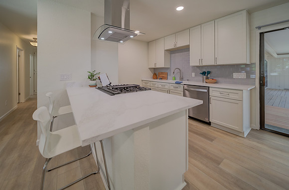 935 Mason Court_19