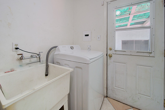 567 34th Street_22