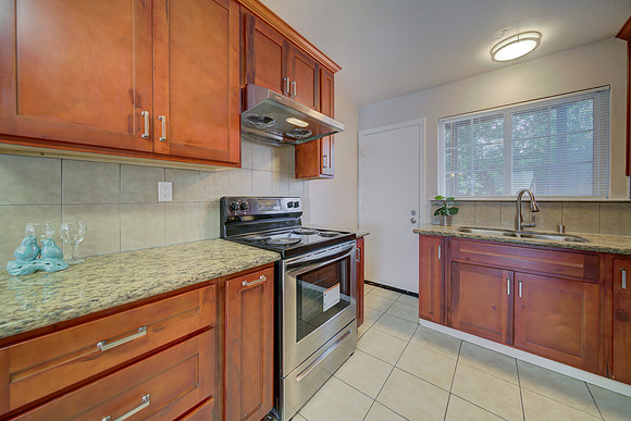 1685-A Maubert Ct_120