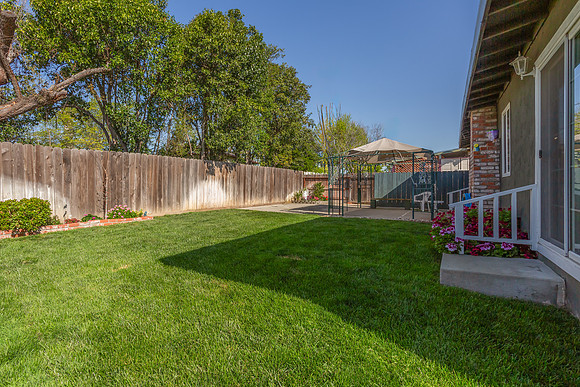 2037 San Luis Street_107
