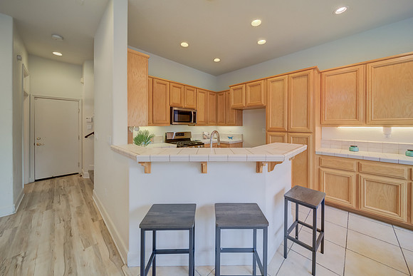 8905 Chantilly Ct_114