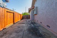 239 Catalina Way_11