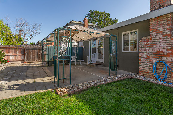 2037 San Luis Street_108