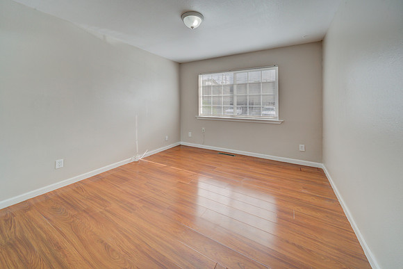1685-A Maubert Ct_126