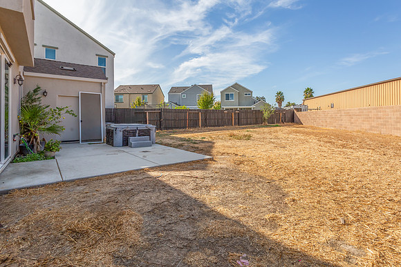 1235 Golden Angel Way_104