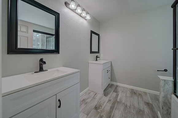 2415 Tea Court_50