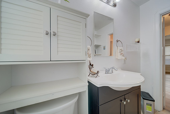 215 Fairmont Ave_133