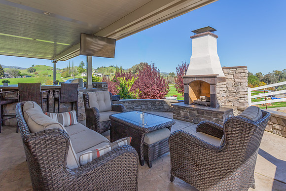 7490 English Hills Road_08