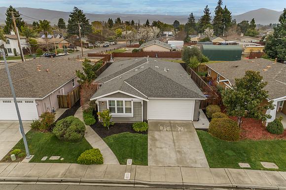 3982 Lucero Street_12