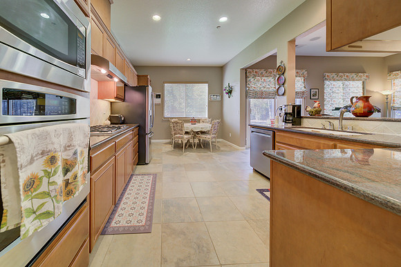 920 Antiquity Dr_51