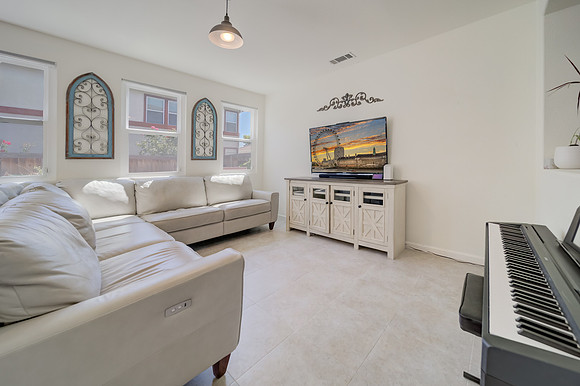 578 Tawny Lake Place_29