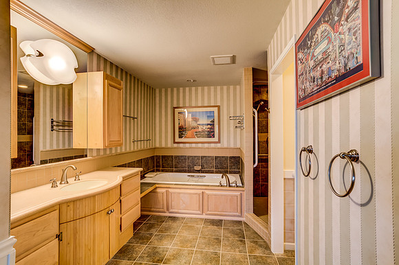 1001 Shire Ct_38