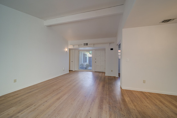 131 Fairoaks Drive_15