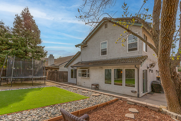 267 Sunridge Way_08