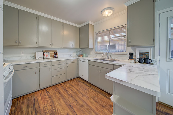 124 Luzena Avenue_119